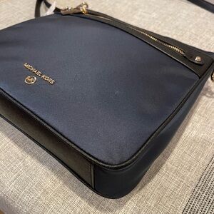 NEW Michael Kors Navy Crossbody Bag